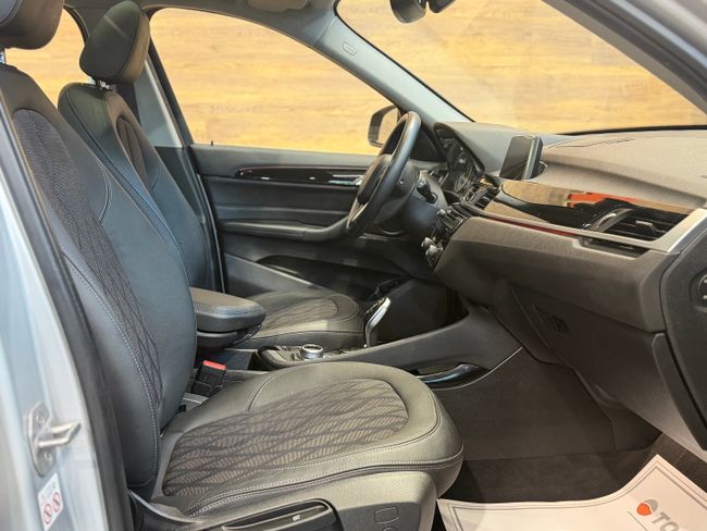 BMW X1 X1 sDrive 1.8 i xLine  - Foto 12