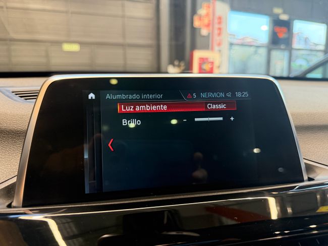 BMW X1 X1 sDrive 1.8 i xLine  - Foto 23