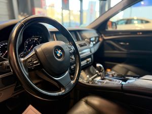 BMW Serie 5 520D Auto  - Foto 18