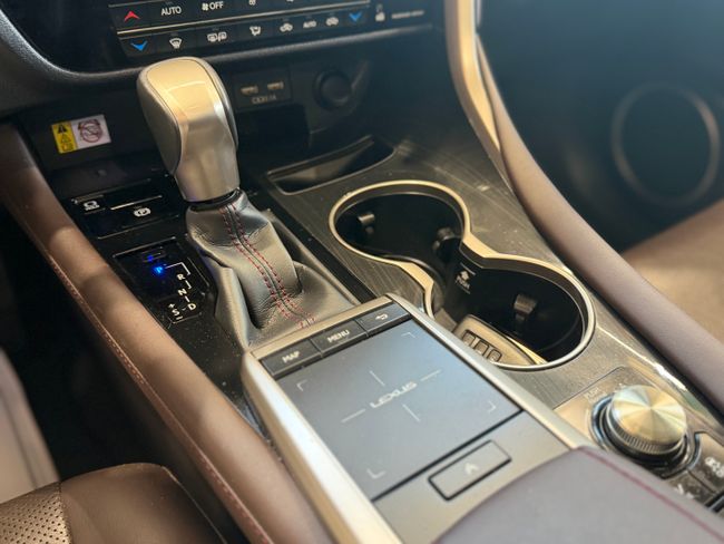 Lexus RX 450H Executive  - Foto 19