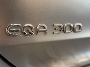 Mercedes EQA 300 Amg 4 Matic 228 cv  - Foto 9