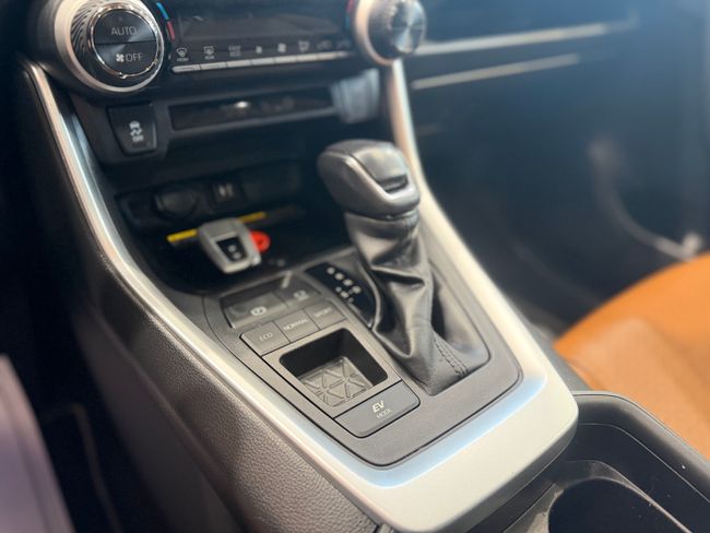 Toyota Rav4 Rav 4  220H Advance Techo  - Foto 12