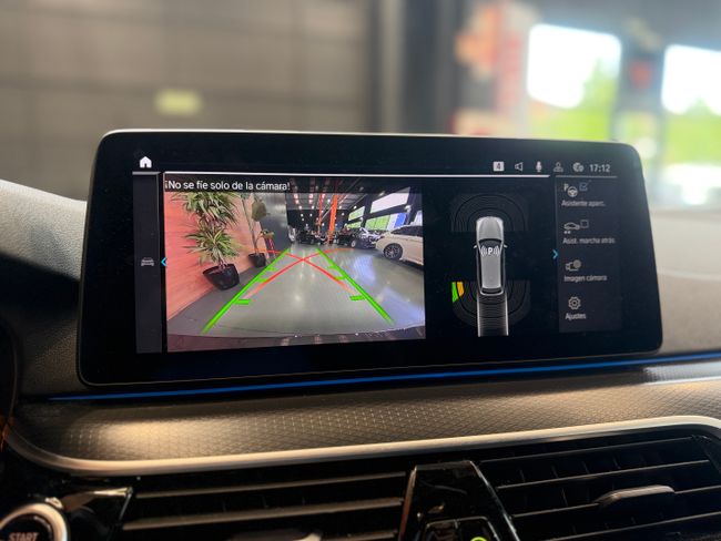 BMW Serie 5 530e Touring M Sport  - Foto 17