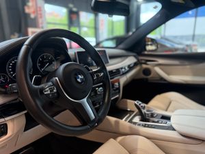 BMW X6 M50d  - Foto 12