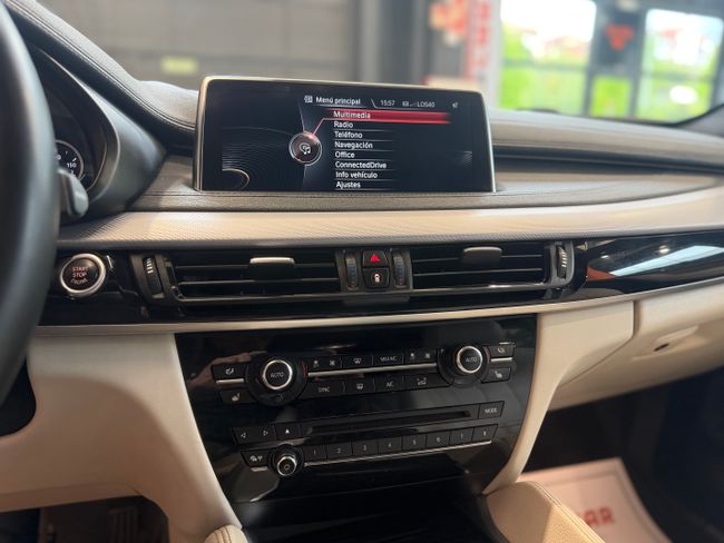 BMW X6 M50d  - Foto 19