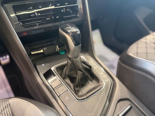 Volkswagen Tiguan R-Line 2.0 TDI 110 kW (150 CV) DSG 7 vel.  - Foto 18