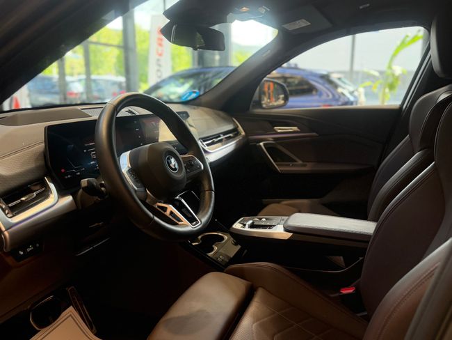 BMW iX2 iX2 eDrive20  - Foto 19