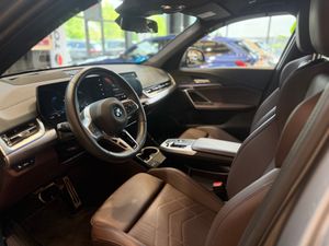 BMW iX2 iX2 eDrive20  - Foto 24