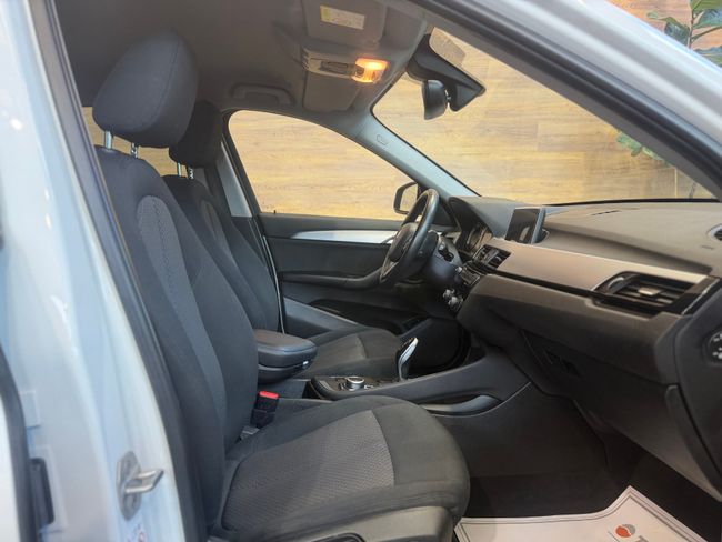 BMW X1 X1 sDrive18d Aut.  - Foto 12