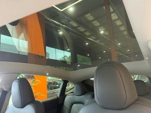 Tesla Model Y Dual Motor 4wd Gran autonomia  - Foto 20