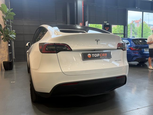 Tesla Model Y Dual Motor 4wd Gran autonomia  - Foto 9