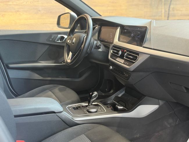 BMW Serie 1 118d Auto  - Foto 13
