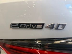BMW i4 eDrive 4.0 M Sport  - Foto 10