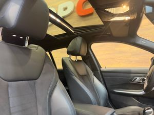 BMW Serie 3 330e xDrive Touring  - Foto 14