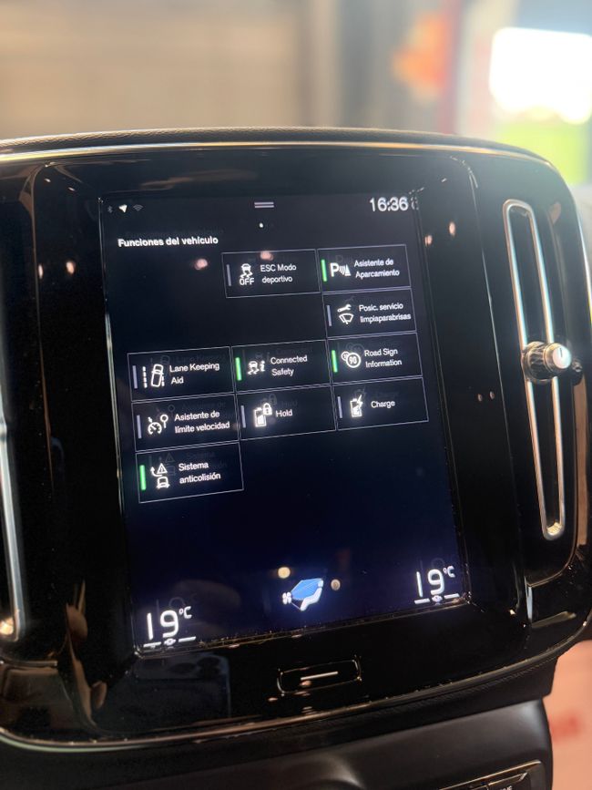 Volvo XC40 Recharge T5 Inscription  - Foto 14