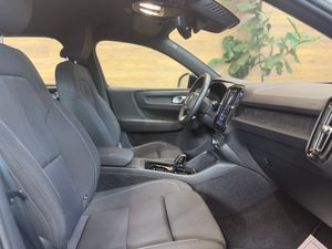 Volvo XC40 Recharge Electrico PLus  - Foto 12