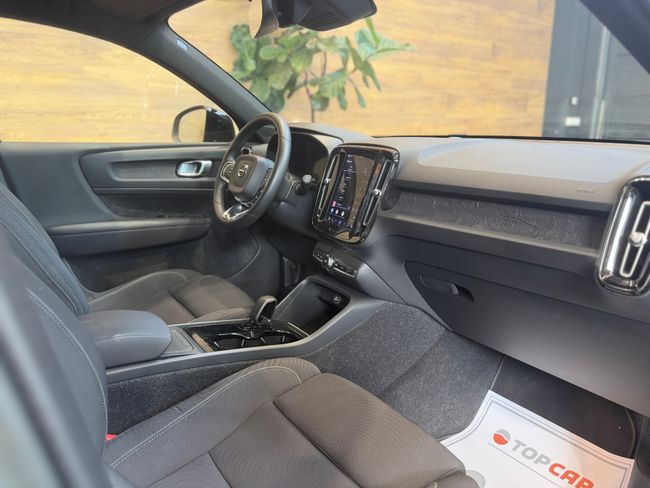 Volvo XC40 Recharge Electrico PLus  - Foto 11