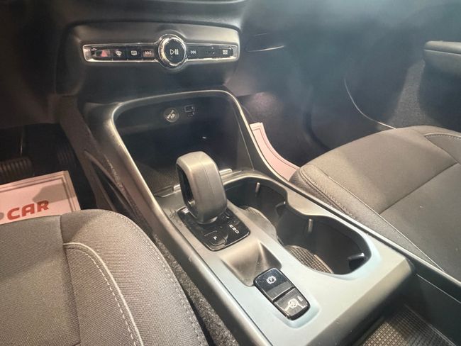 Volvo XC40 1.5 T5 Twin Recharge Inscrition EX Auto  - Foto 18