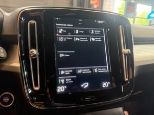 Volvo XC40 1.5 T5 Twin Recharge Inscrition EX Auto  - Foto 22