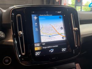 Volvo XC40 1.5 T5 Twin Recharge Inscrition EX Auto  - Foto 21