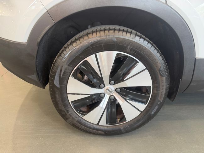 Volvo XC40 1.5 T5 Twin Recharge Inscrition EX Auto  - Foto 11