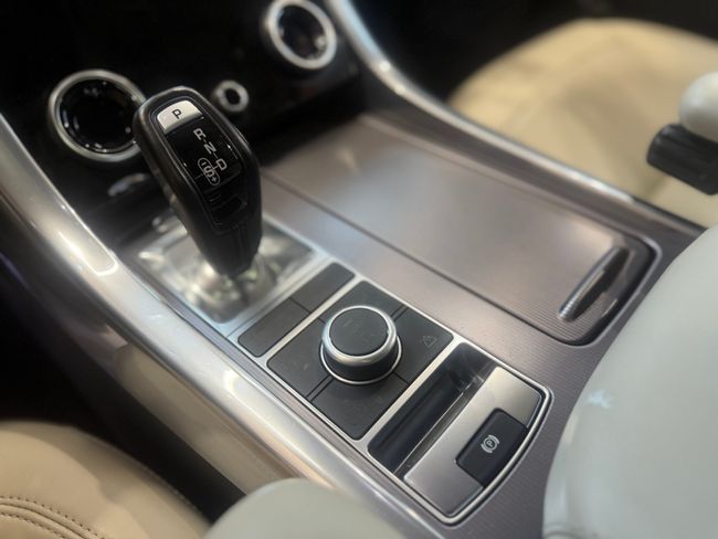 Land-Rover Range Rover Sport 2.0 Si4 PHEV 297 kW  - Foto 19
