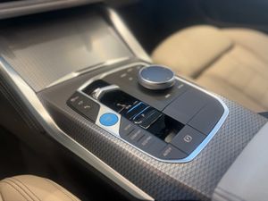 BMW i4 4.0 eDrive M Sport  - Foto 17