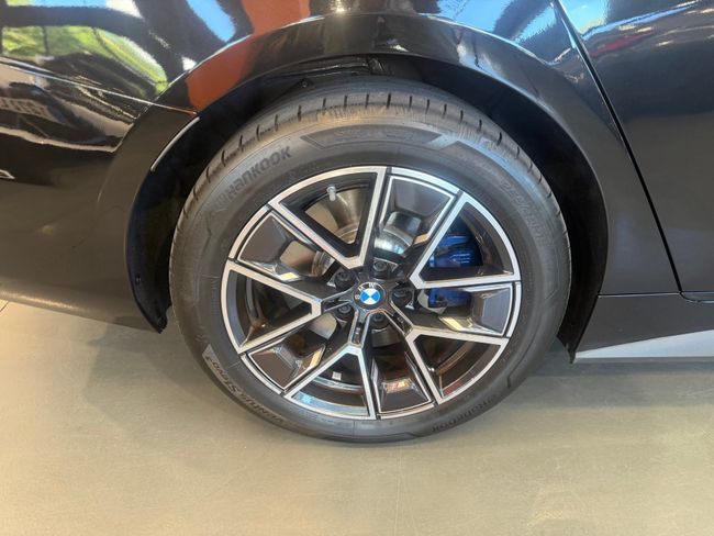 BMW i4 4.0 eDrive M Sport  - Foto 9