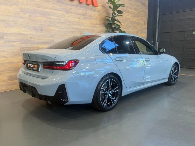 BMW Serie 3 318D M Sport  - Foto 8
