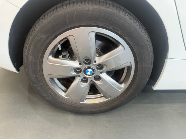 BMW Serie 1 116D  - Foto 7