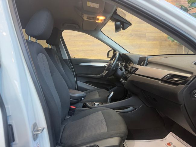 BMW X1 1.8 Sdrive Auto  - Foto 9