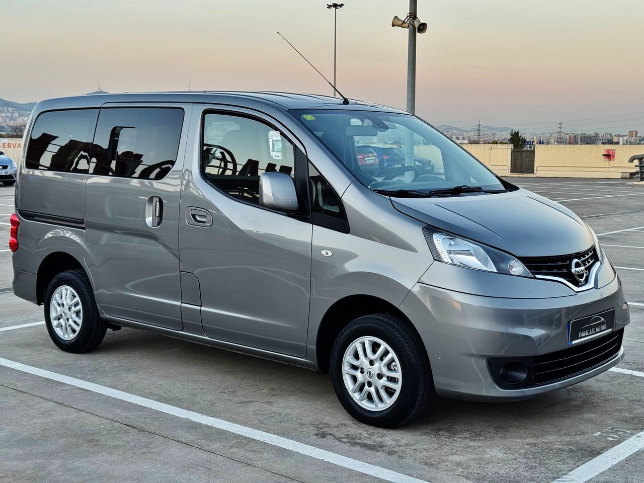 Nissan NV200 Evalia 1.5 DCi con NAVEGADOR, CÁMARA TRASERA...   - Foto 1