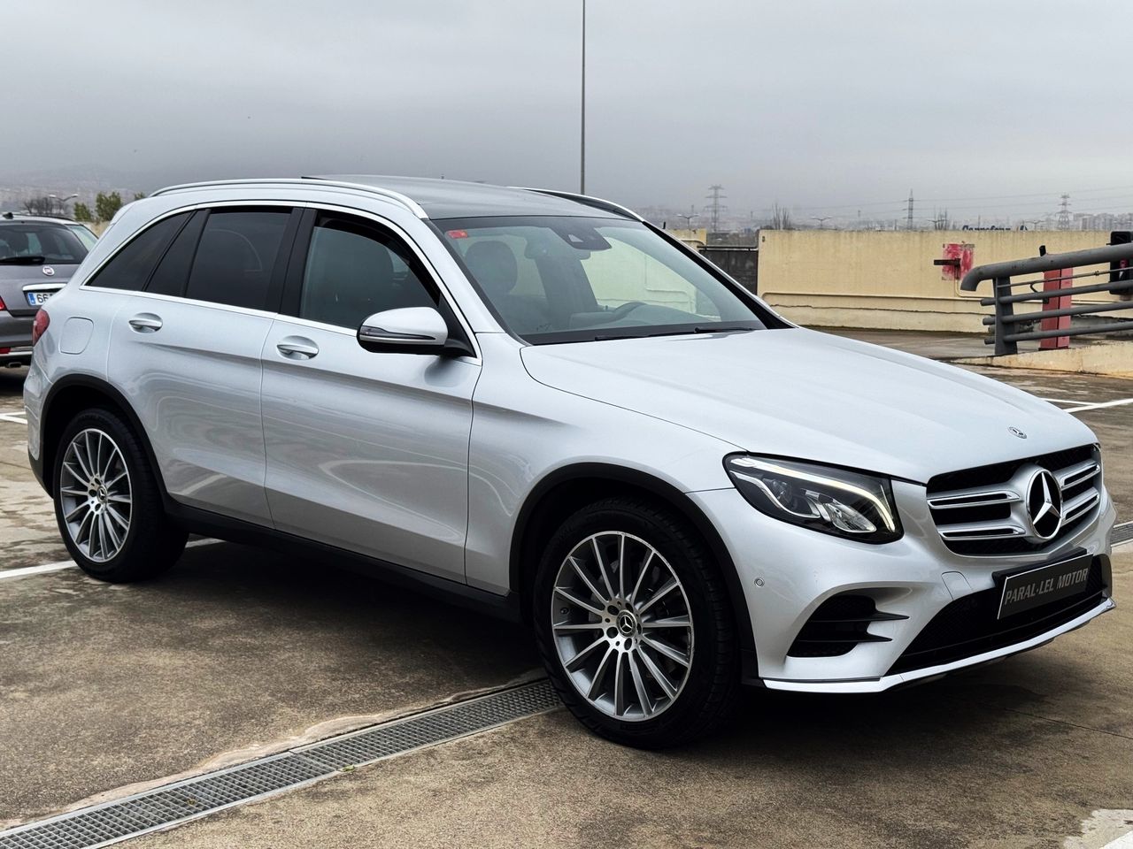 Mercedes Clase GLC 220d 4MATIC AMG LINE con TECHO PANORÁMICO, CUERO...   - Foto 1