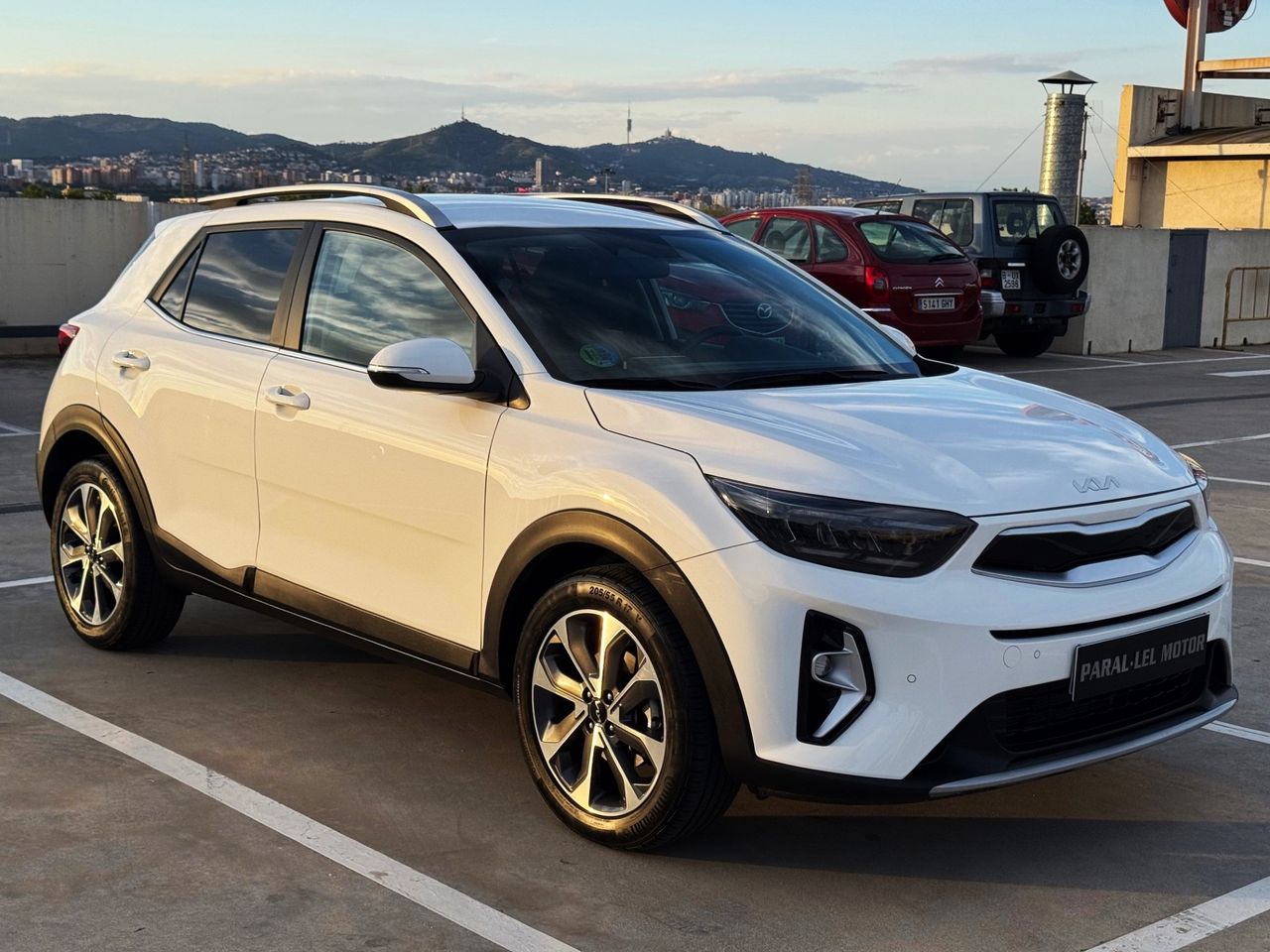 Kia Stonic 1.0 TGDi MHEV STYLE EDITION con SOLO 12.000 KMs!   - Foto 1