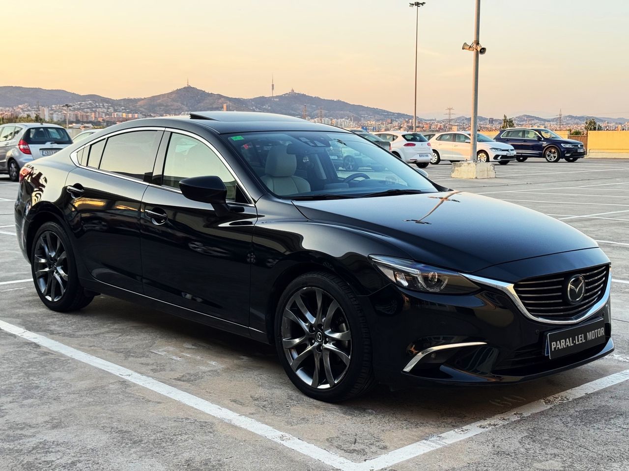 Mazda 6 2.2 DE 175cv LUXURY AUTOMÁTICO con TECHO SOLAR, CUERO COMPLETO...   - Foto 1