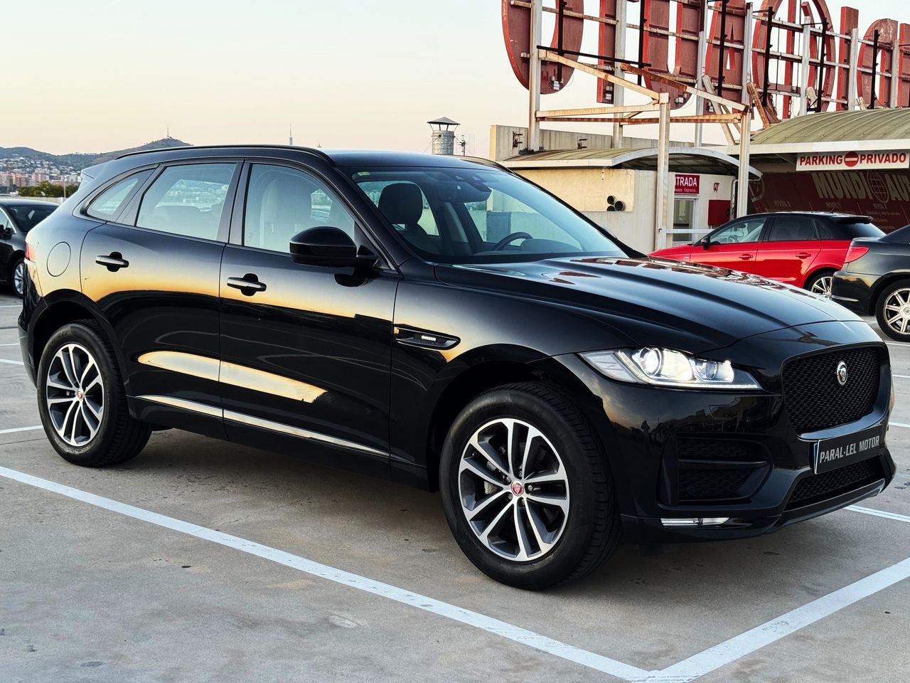 Jaguar F-Pace 2.0L i4D AWD AUTOMÁTICO 180cv RSPORT con TECHO PANORÁMICO...   - Foto 1