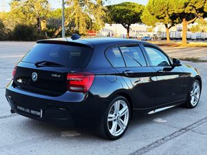 BMW Serie 1 118d M PACK AUTOMÁTICO con  NAVEGADOR, ASIENTOS DEPORTIVOS...   - Foto 3