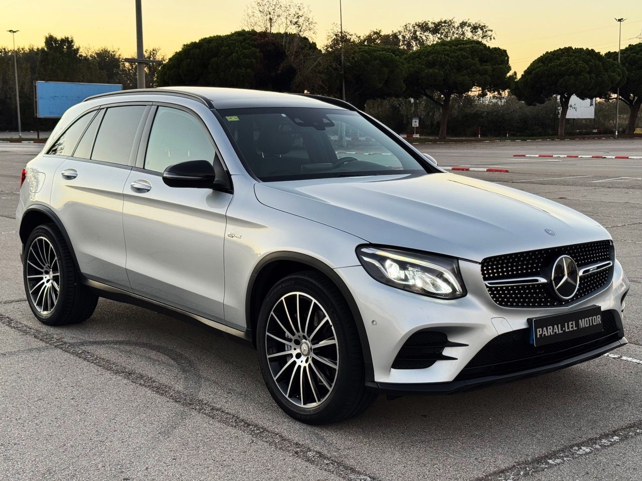 Mercedes GLC 43 4MATIC AMG con TECHO PANORÁMICO, ASIENTOS CALEFACTABLES...   - Foto 1