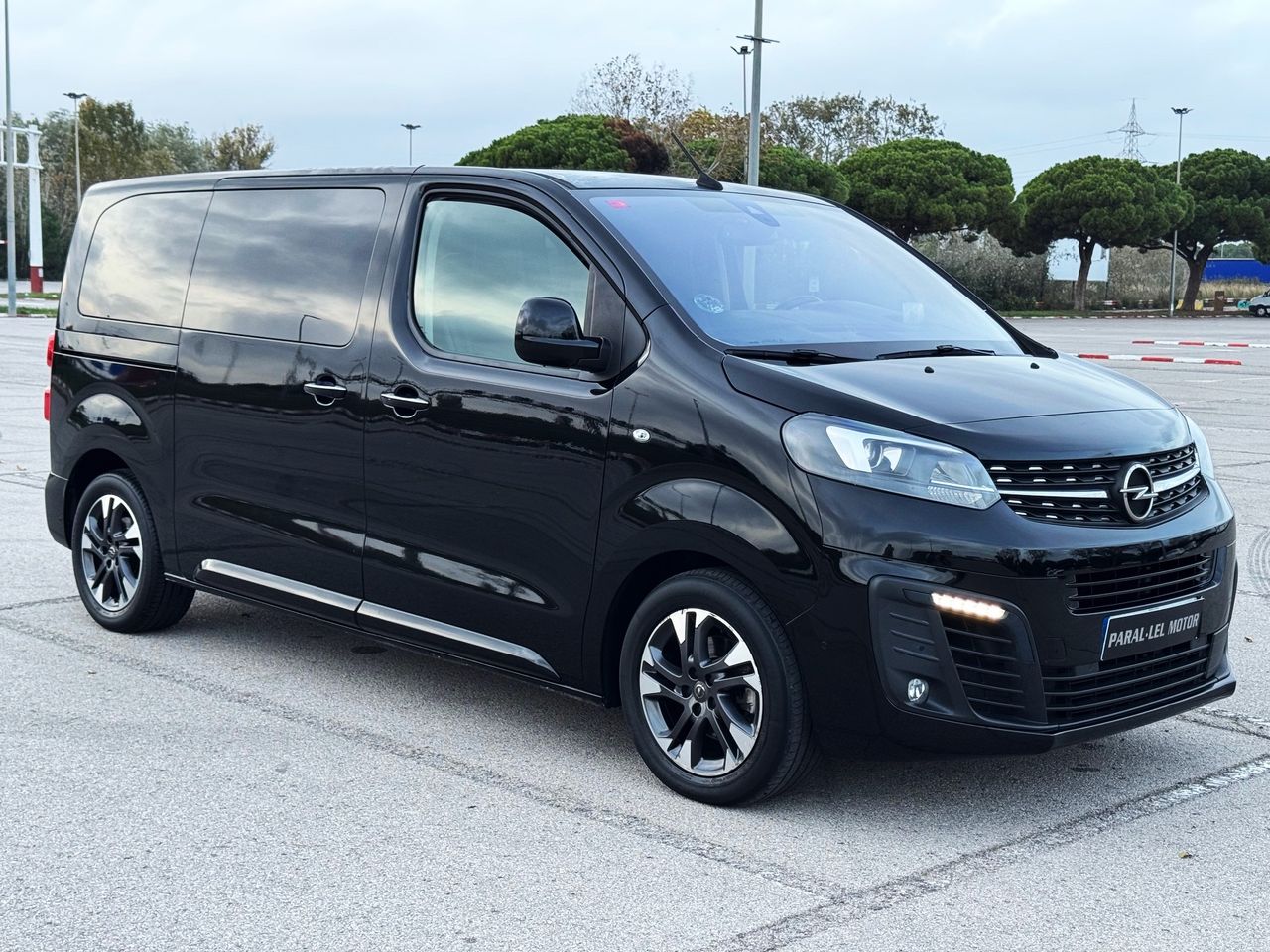 Opel Zafira Life 2.0 180cv M BUSINESS ELEGANCE AUTOMÁATICO con TECHO PANORÁMICO!   - Foto 1