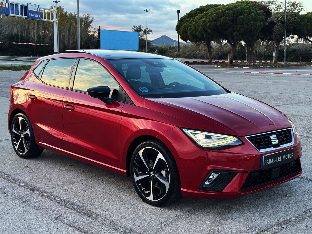 Seat Ibiza 1.5 TSi FR PLUS DSG con TECHO SOLAR!  - Foto 1
