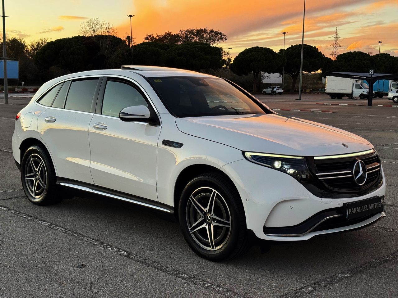 Mercedes EQC 400 4MATIC con TECHO PANORÁMICO  - Foto 1
