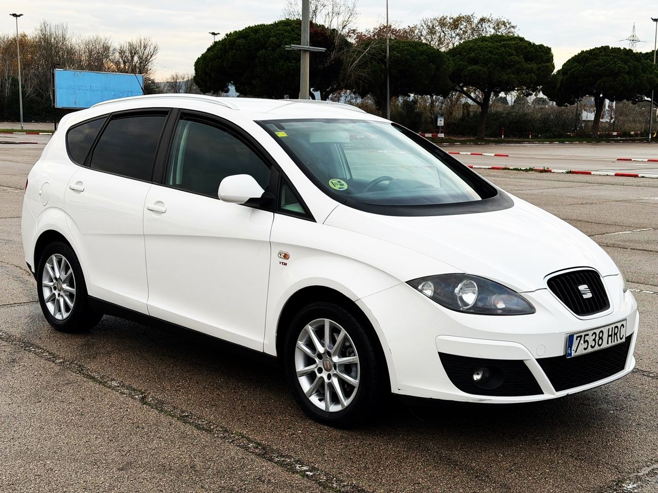 Seat Altea XL 2.0 TDi 140cv STYLE  - Foto 1