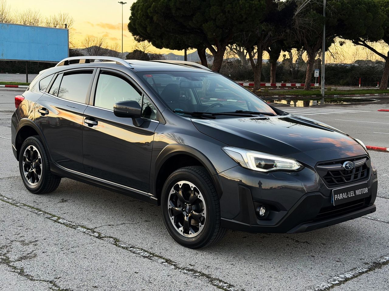 Subaru XV 1.6i Executive Plus Auto con TECHO SOLAR, CUERO...  - Foto 1