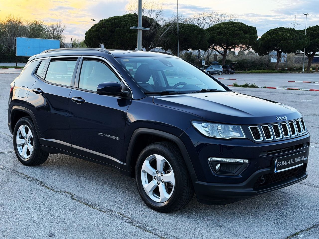 Jeep Compass 1.4 Mair LONGITUDE con NAVEGADOR, CUERO MIXTO...  - Foto 1