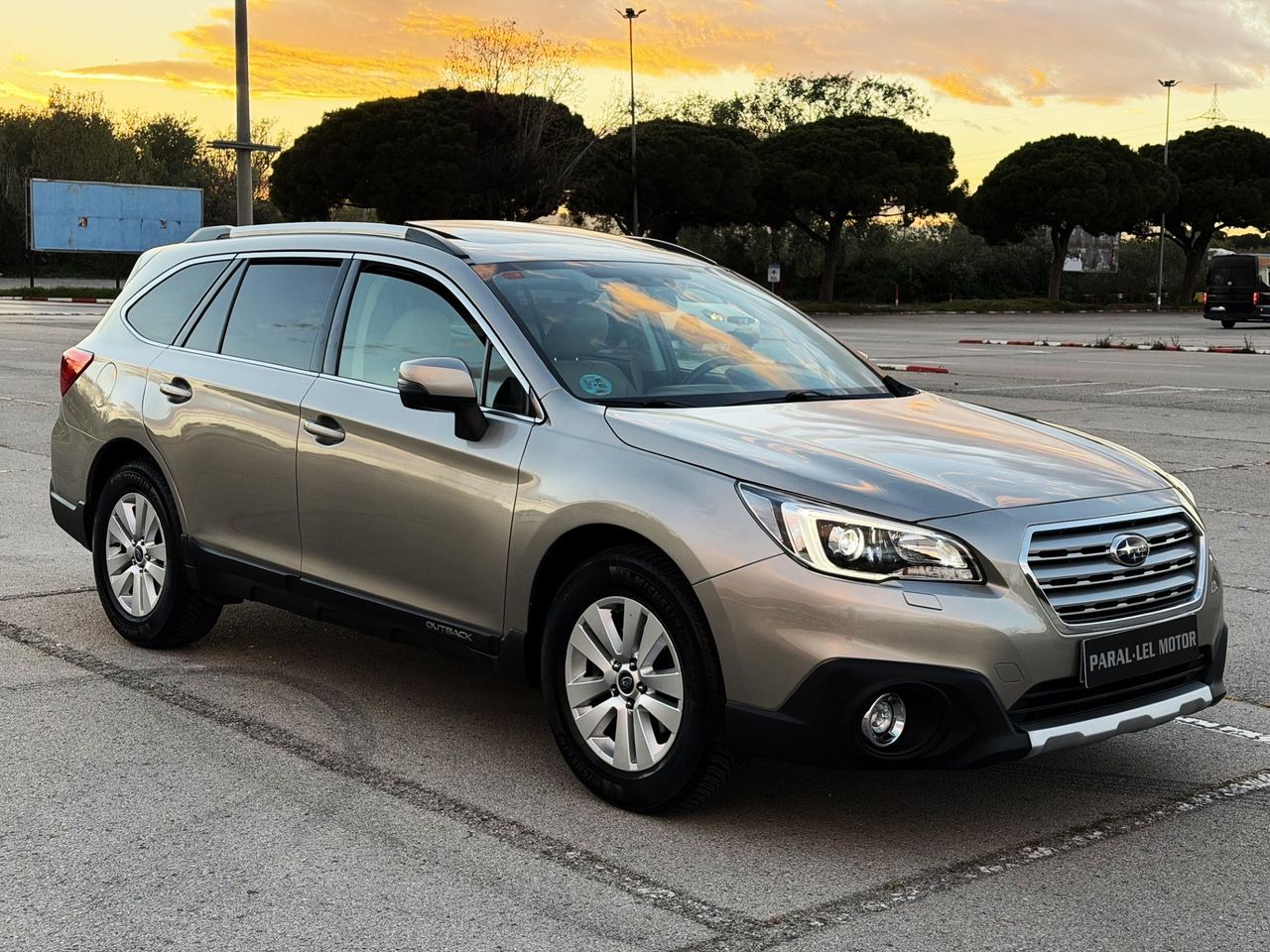 Subaru Outback 2.0 D EXECUTIVE PLUS CVT con TECHO SOLAR, CUERO COMPLETO...  - Foto 1
