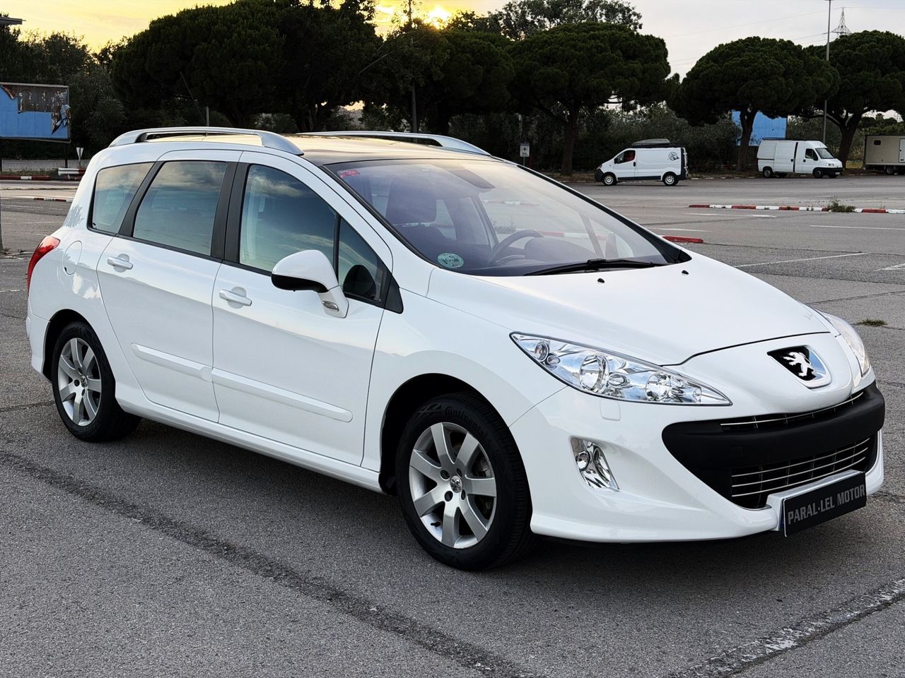 Peugeot 308 SW Active 1.6 VTi 120  - Foto 1