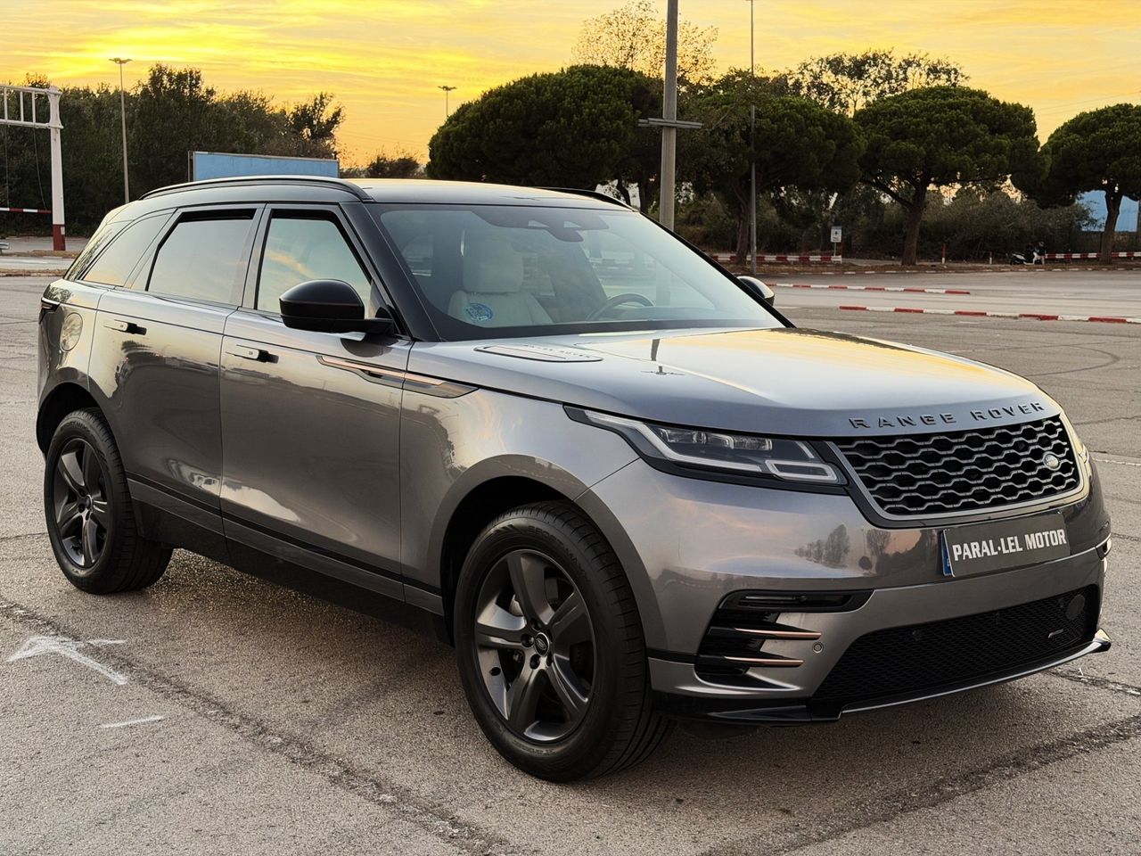 Land-Rover Range Rover Velar D200 MHEV 4WD Auto R-Dynamic S  - Foto 1