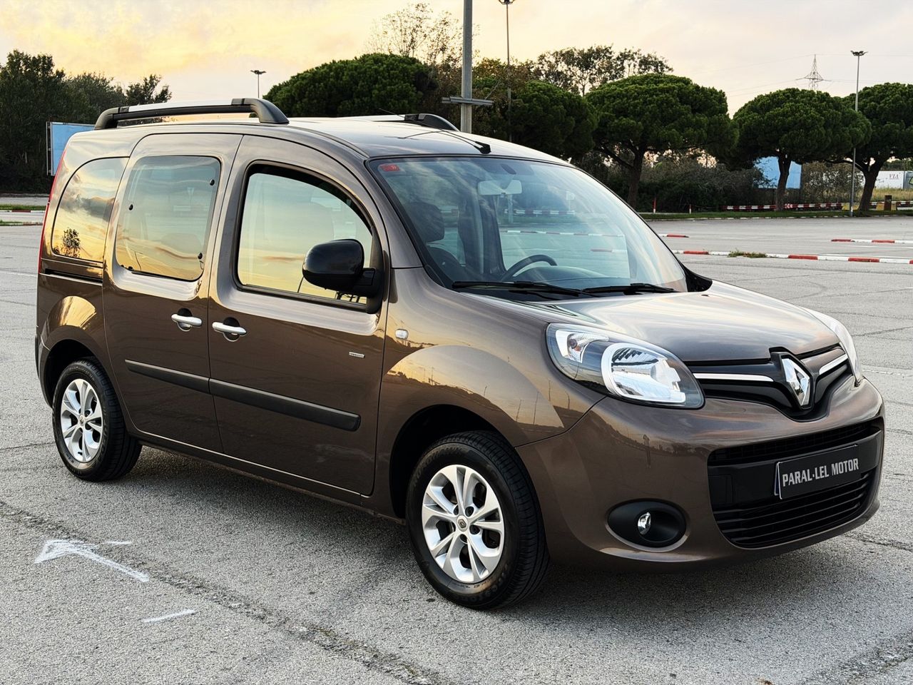 Renault Kangoo Combi Expression Energy Tce 115 CV  - Foto 1