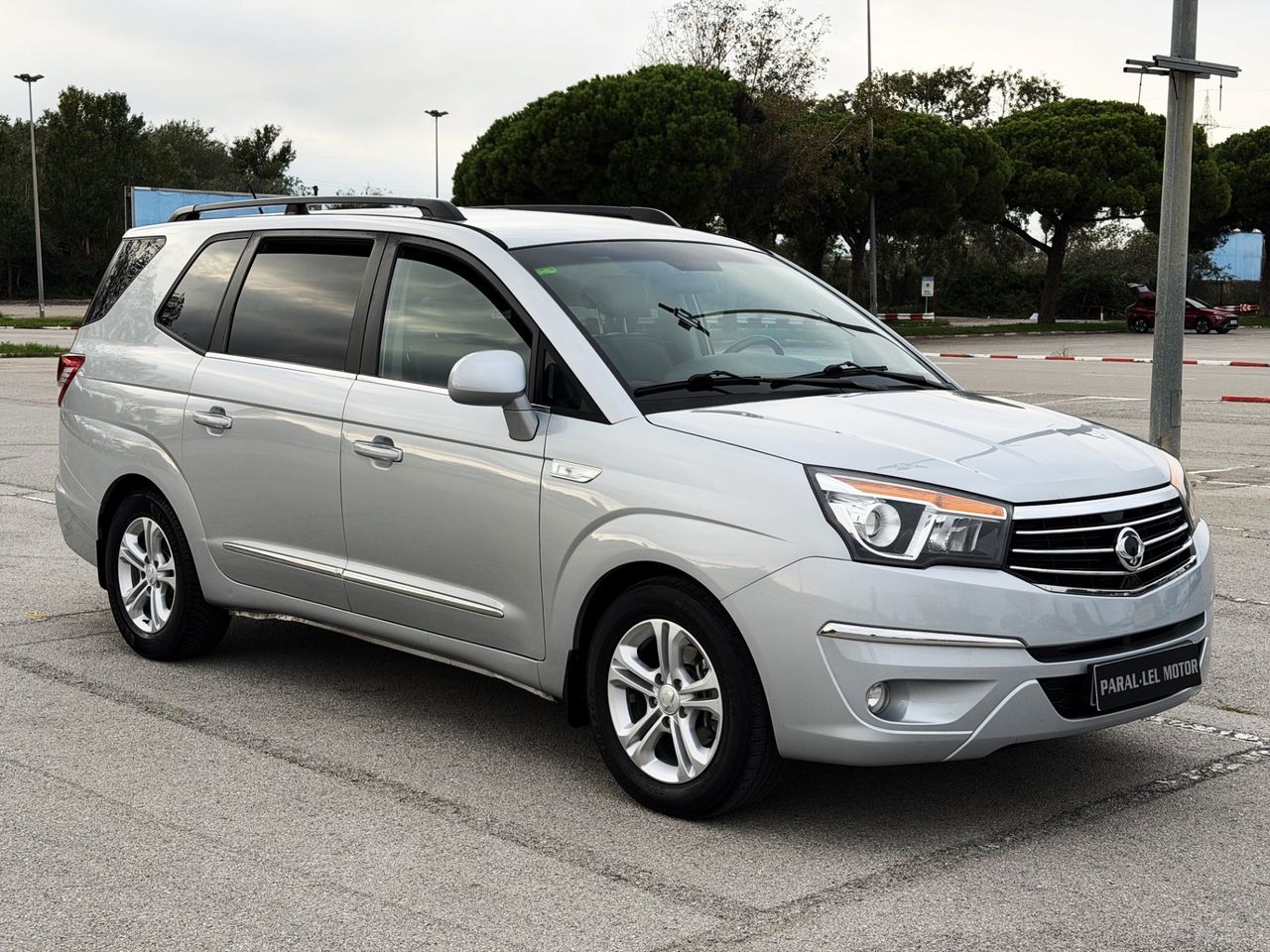 SsangYong Rodius D22T Limited  - Foto 1