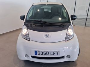 Peugeot iOn 100% electric   - Foto 2